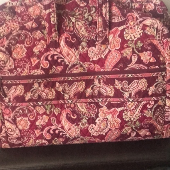 Large Vera Bradley garment bag. Print retired Used, piccadilly plum, - Picture 8 of 17